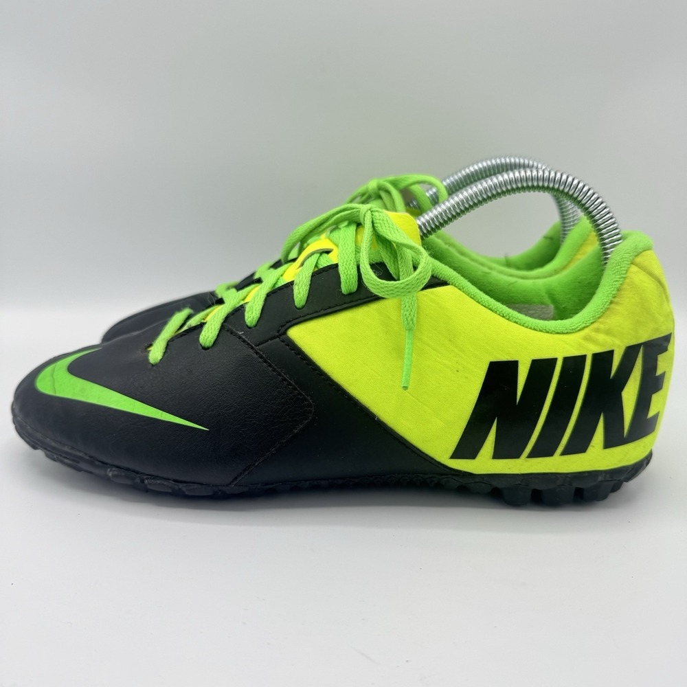 Nike Hypervenom Indoor Soccer Shoes Green Black Youth 6Y IC 580443-745